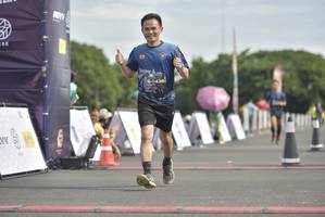 BIB: 0438
                            <button type="button" onclick="openModal(4943665)" class="btn btn-primary btn-sm float-right btn-popup" data-toggle="modal" data-target=".modal-high-quality">
                        <i class="fas fa-shopping-cart"></i> Add to Cart
                    </button>
                                            <button type="button" onclick="isThisMe(4943665, true)" class="btn btn-success btn-sm float-right btn-popup btn-isme hidden" data-toggle="tooltip" data-placement="bottom" title="นี่คือรูปของคุณใช่ไหม คลิกที่นี่เพื่อเอาเข้าอัลบั้ม">
                        <i class="fas fa-plus"></i> Add to album
                    </button>
                    <button type="button" onclick="isThisMe(4943665, false)" class="btn btn-warning btn-sm float-right btn-popup btn-isnotme hidden">
                        <i class="fas fa-ban"></i> Remove from album
                    </button>